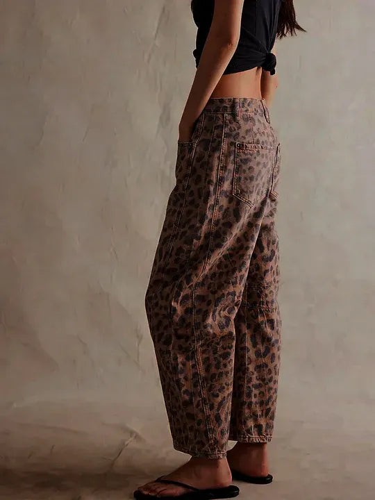 Washed High Rise Baggy Cropped Jeans for Women